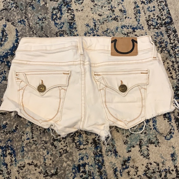 True Religion White Jean Shorts - Picture 4 of 4